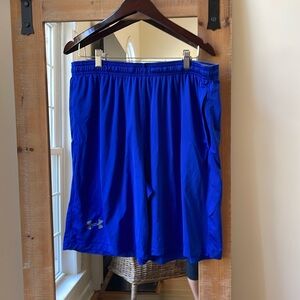 Under Armour Loose Performance Athletic Shorts Size XL